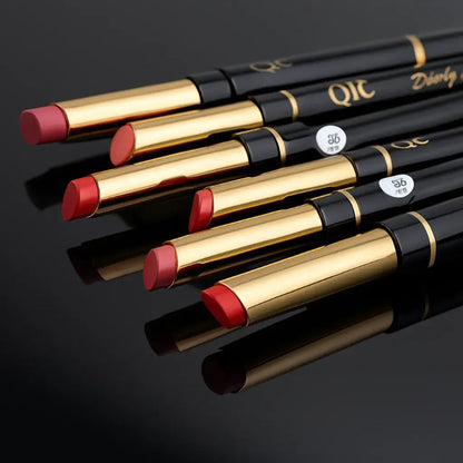 Dubbelzijdige lippenstift en lipliner QIC